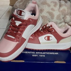 Womens Champion shoes